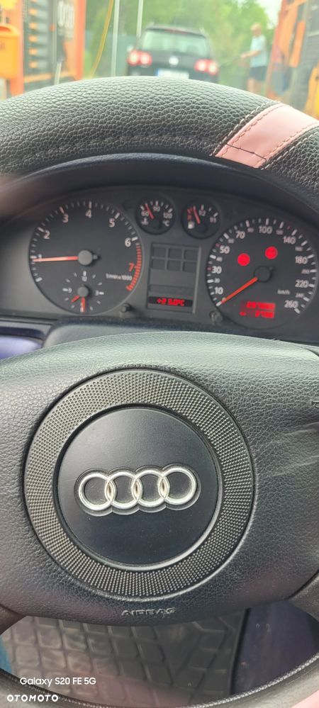 Audi A4 Limousine 1.6 - 13