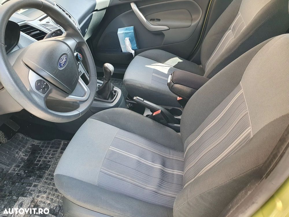 Ford Fiesta 1.25i Trend - 3