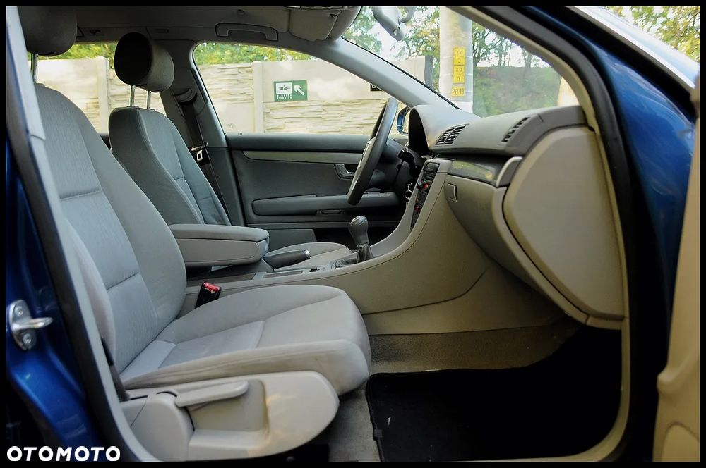 Audi A4 Avant - 26