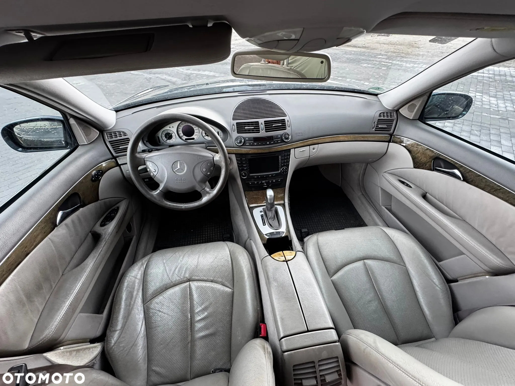 Mercedes-Benz Klasa E 500 7G-TRONIC Avantgarde - 12
