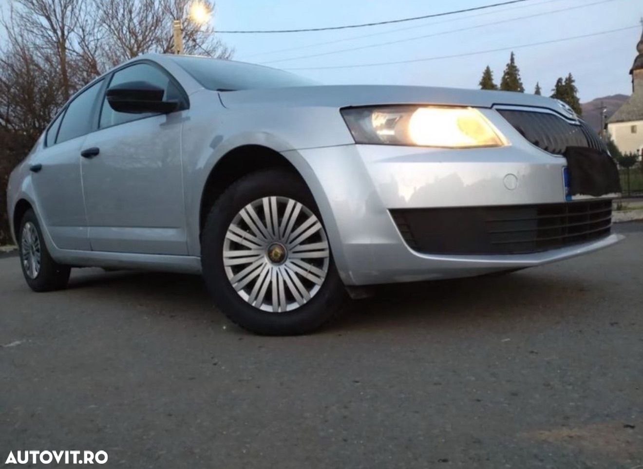 Skoda Octavia 1.6 TDI ACTIVE - 1