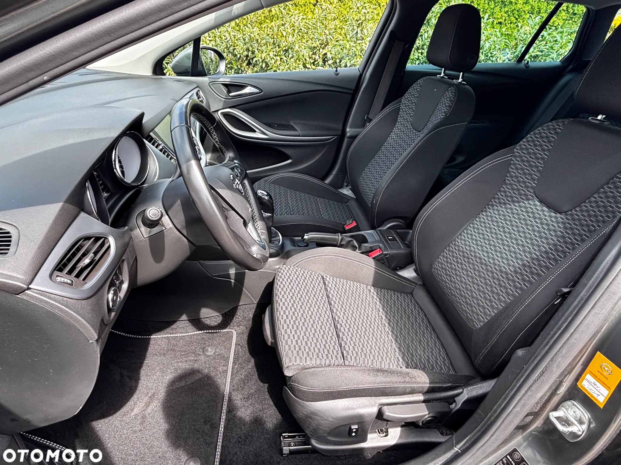 Opel Astra 1.6 D (CDTI) Start/Stop Sports Tourer Business - 6