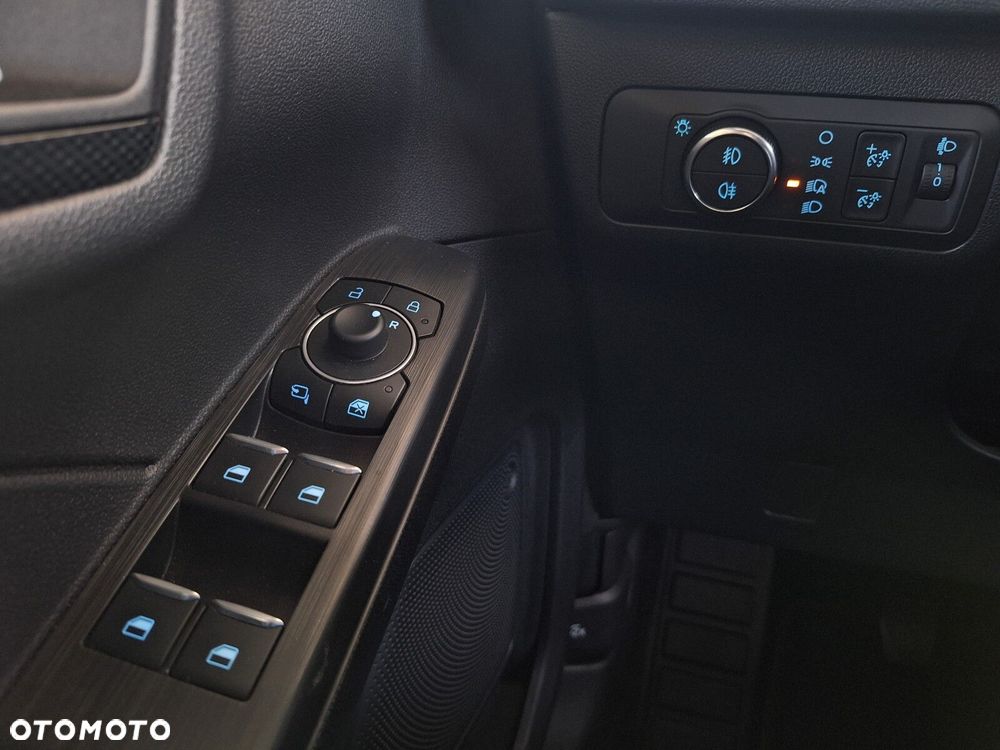 Ford Kuga 1.5 EcoBoost FWD ST-Line - 38