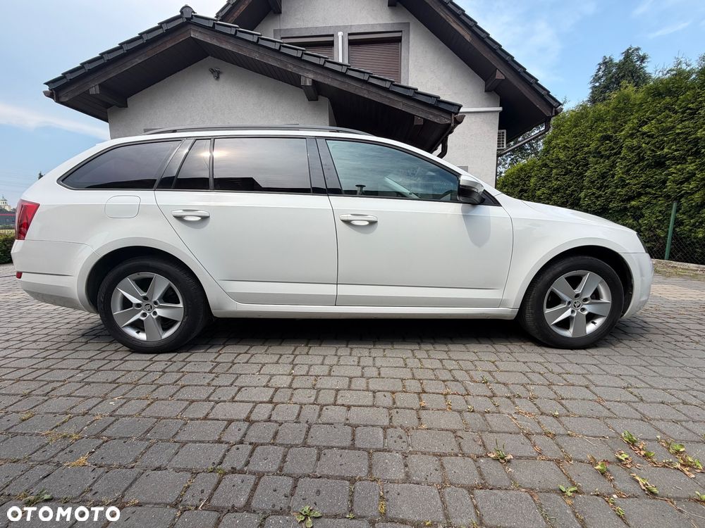 Skoda Octavia 1.6 TDI Ambition - 6