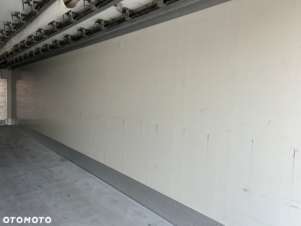 Schmitz Cargobull THERMO KING SLX300 HAKÓWKA / 7 CM GRUBA ŚCIANA / KOSZ PALETOWY / 4 ZAMKI / DIESEL + ELEKTRYK / 2012 ROK !! - 37