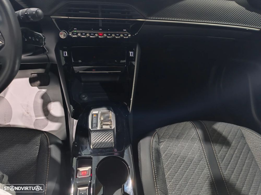 Peugeot 2008 1.2 Hybrid Allure e-DCS6 - 9