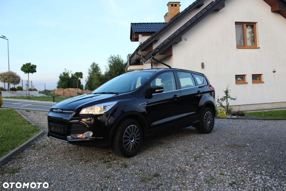 Ford Kuga 1.6 EcoBoost 2x4 Trend - 17