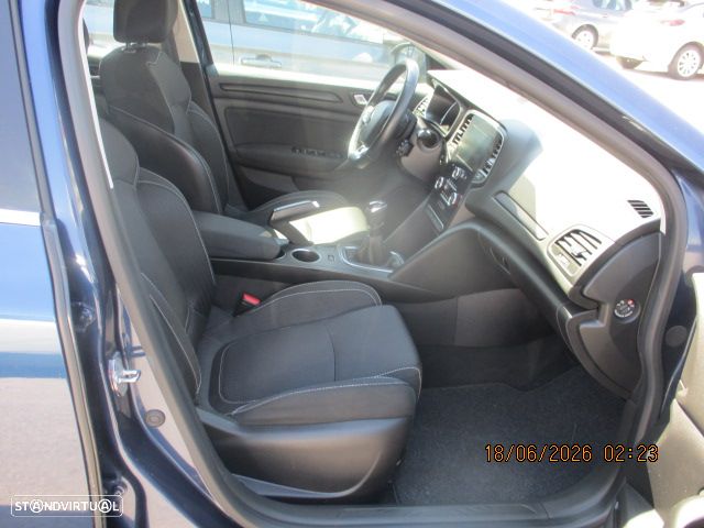 Renault Mégane ENERGY dCi 110 BUSINESS - 8