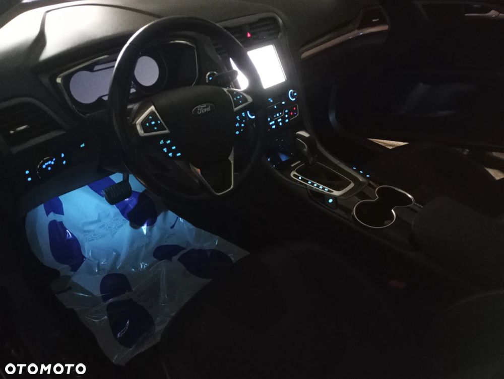 Ford Mondeo 2.0 TDCi Titanium PowerShift - 40
