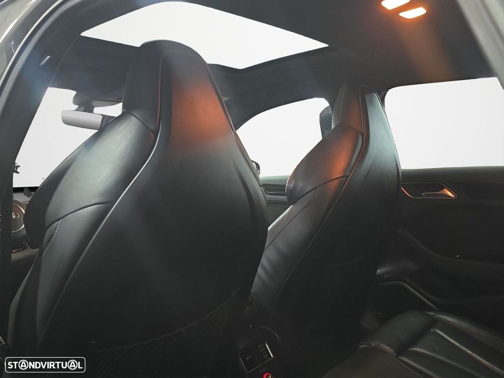 Audi RS3 Sportback - 15