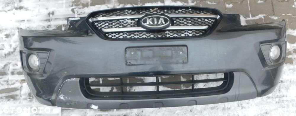zderzak przedni przód  KIA CARENS III 06-12 czarny
