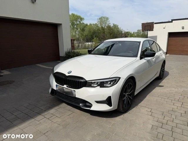BMW Seria 3 320d Sport Line - 3