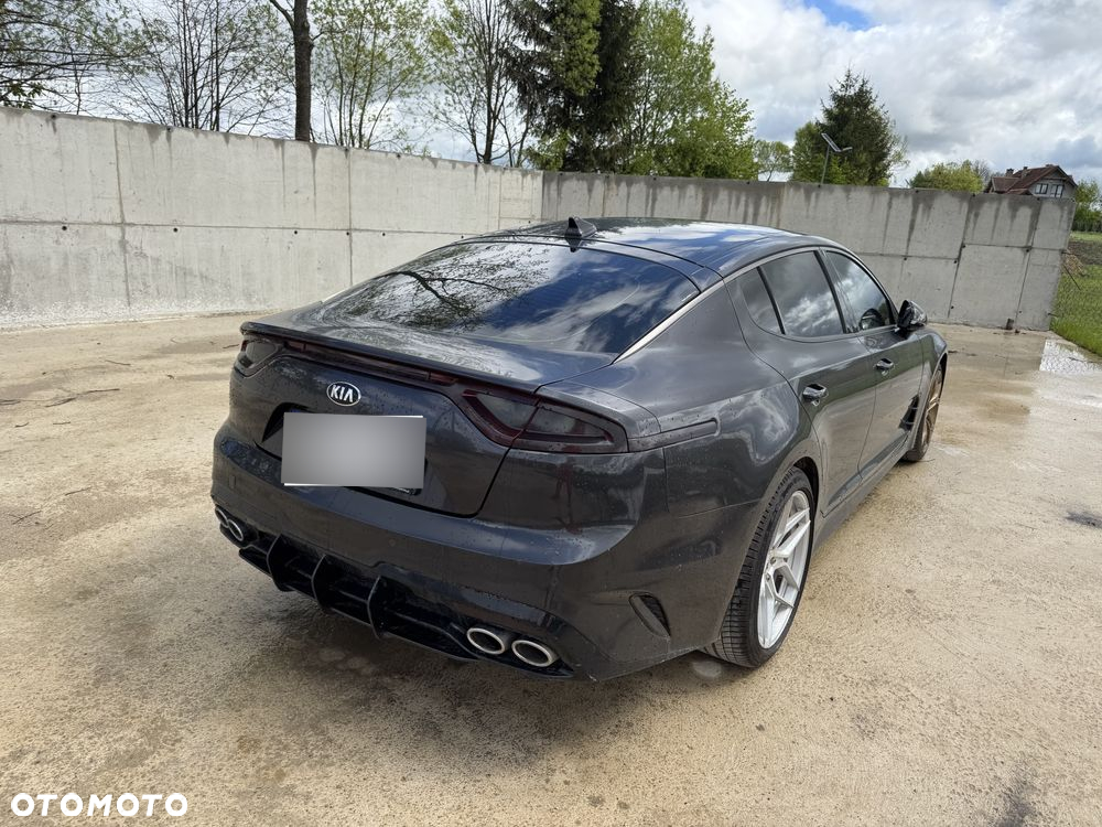 Kia Stinger 3.3 T-GDI V6 GT AWD - 13