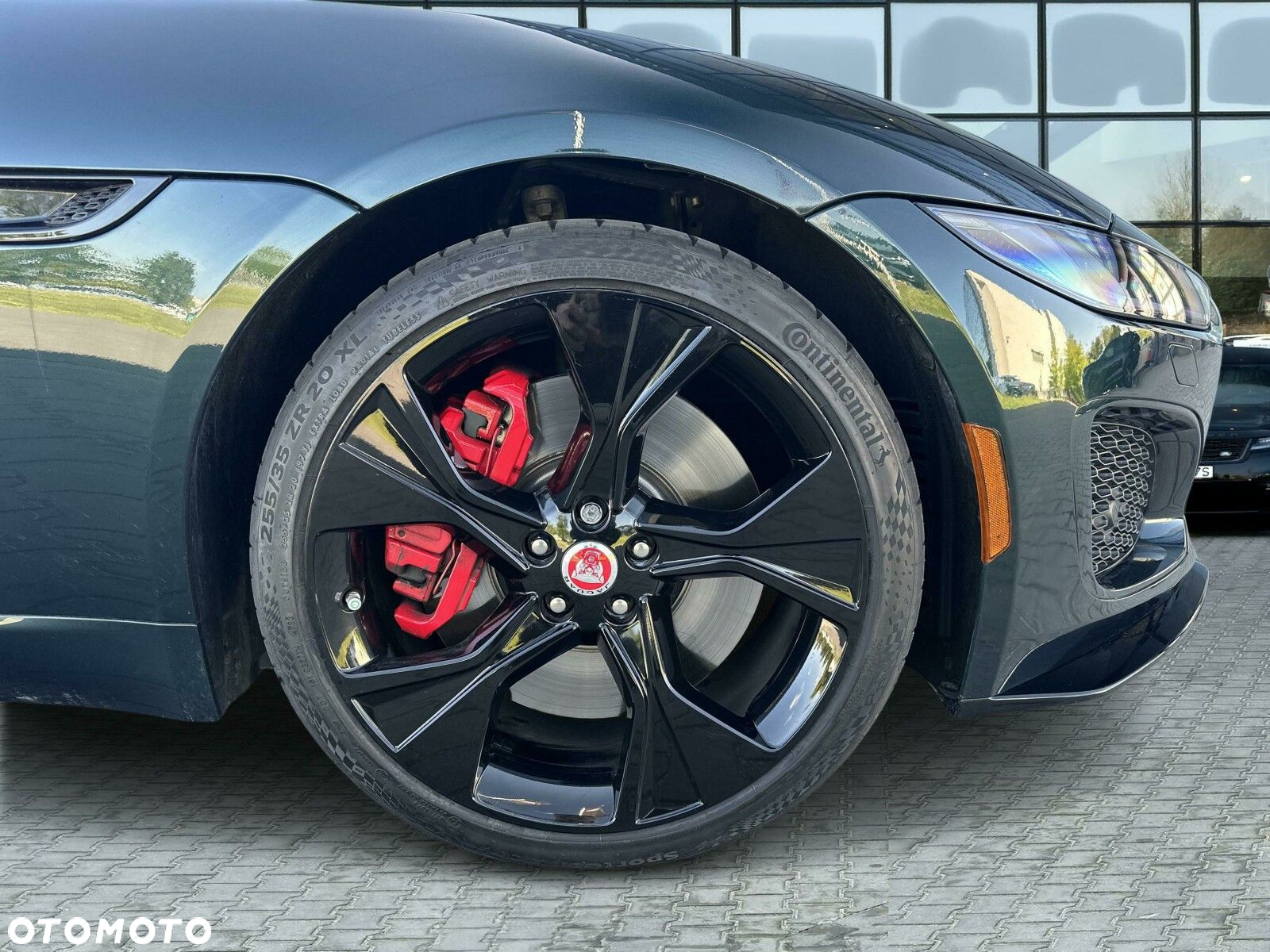 Jaguar F-Type - 7