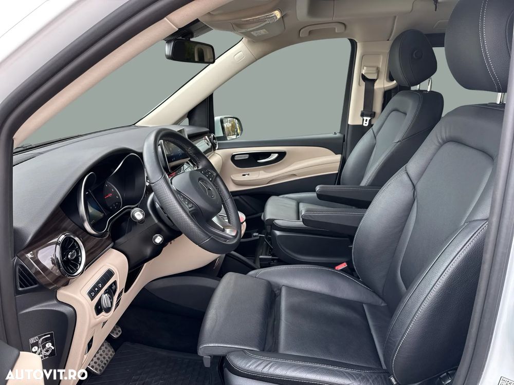 Mercedes-Benz V - 12