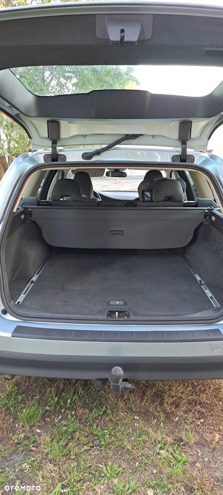 Volvo V70 2.0 Kinetic - 11