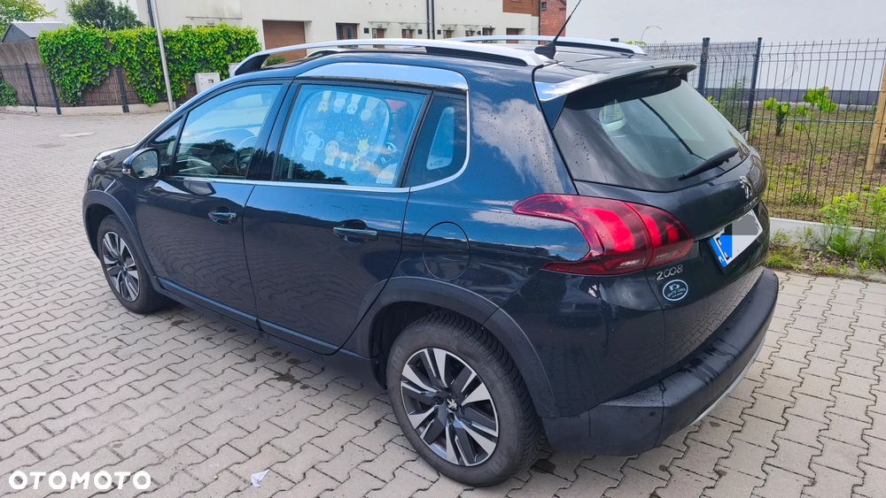 Peugeot 2008 1.2 Pure Tech Active S&S - 5