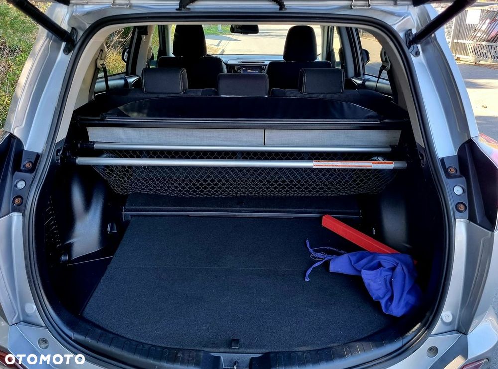 Toyota RAV4 - 15