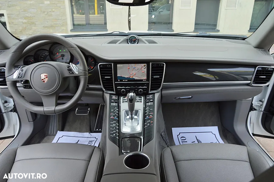 Porsche Panamera 4S PDK - 2