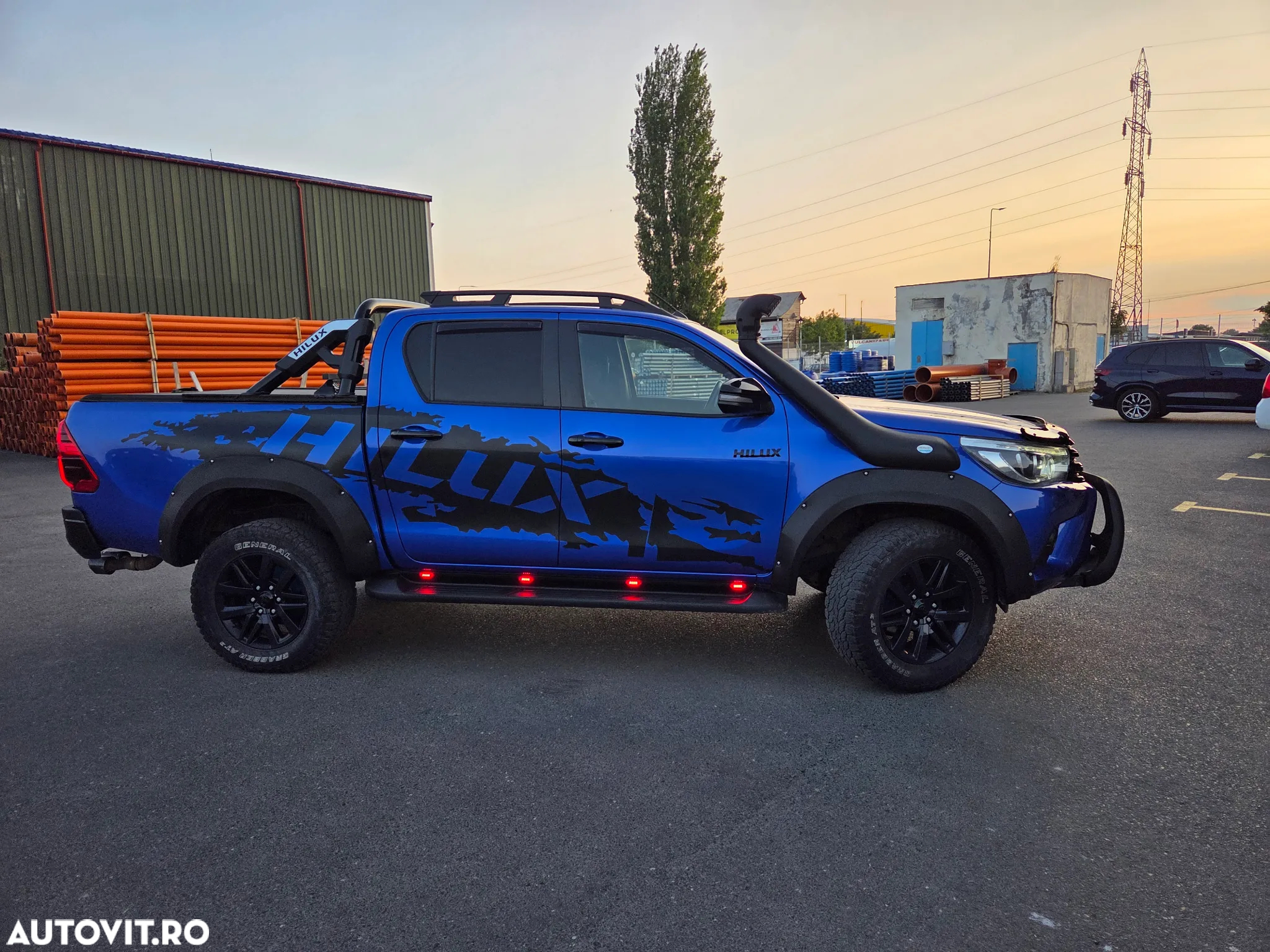 Toyota Hilux 4x4 Double Cab A/T Invincible - 11