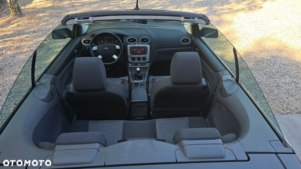 Ford Focus 1.6 16V Style - 7