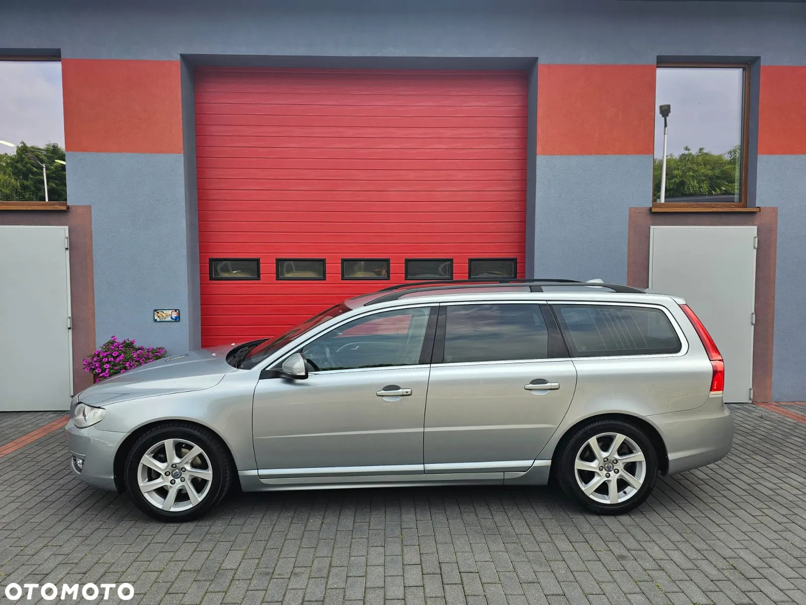 Volvo V70 D2 Geartronic Powershift Momentum - 10