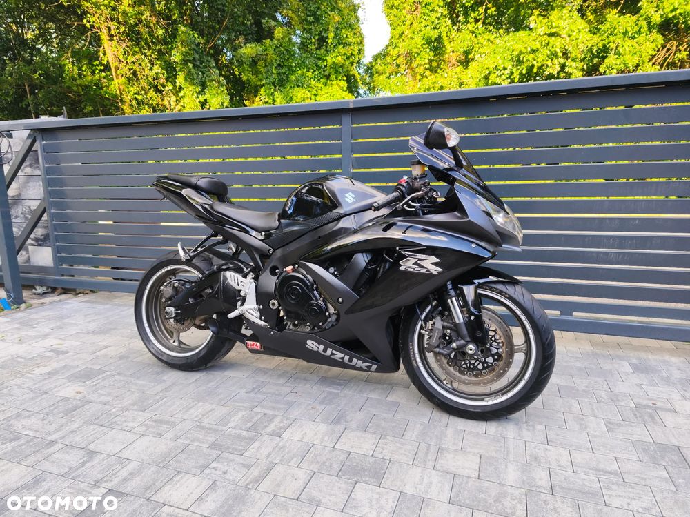 Suzuki GSX-R - 3