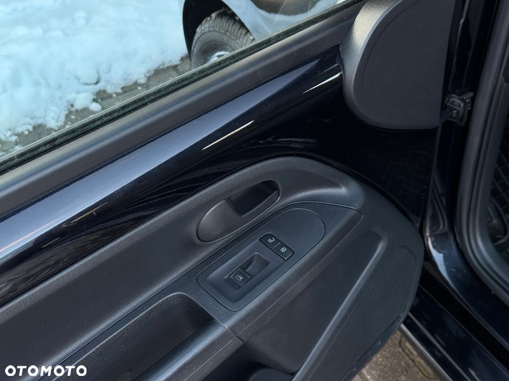 Volkswagen up! 1.0 take CityLine - 13