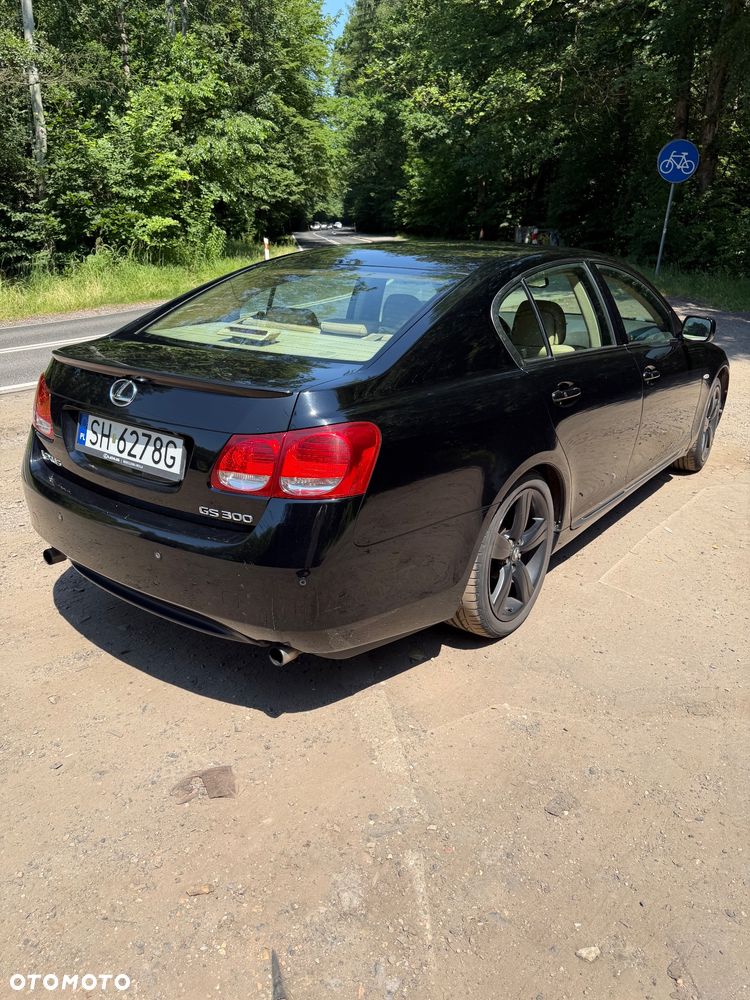 Lexus GS - 6