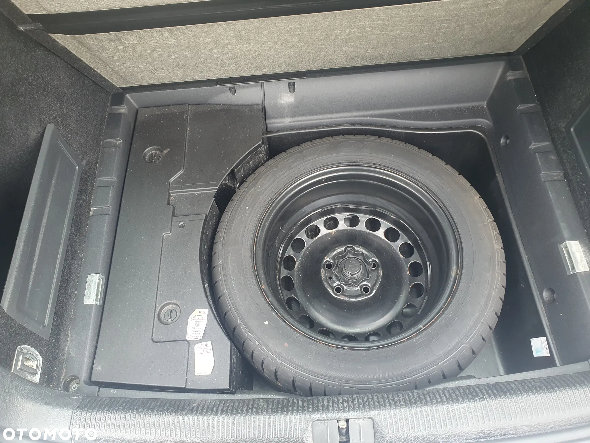Volkswagen Passat 2.0 FSI Comfortline - 14