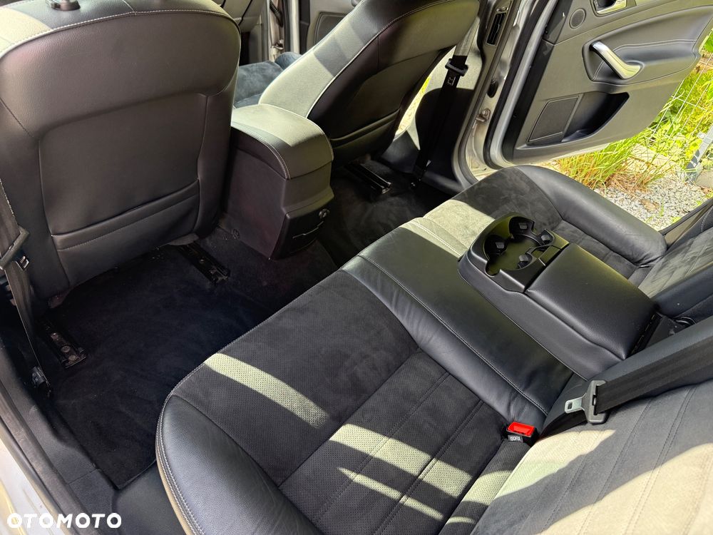 Ford Mondeo 2.0 TDCi Titanium - 19