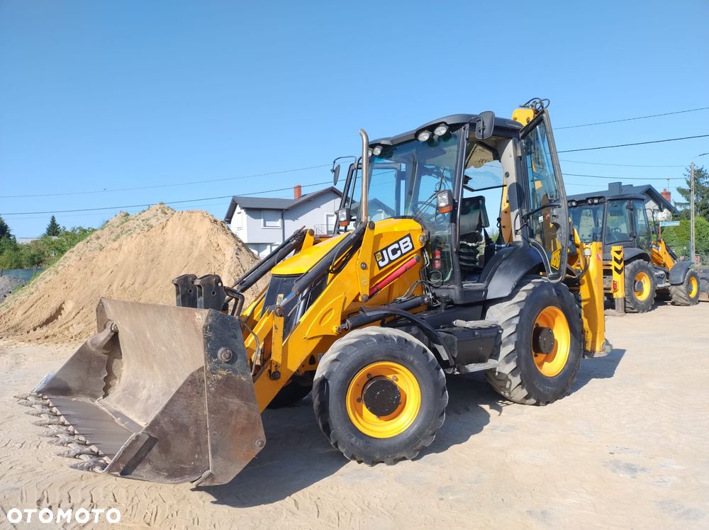 JCB 3CX CONTRACTOR - 2