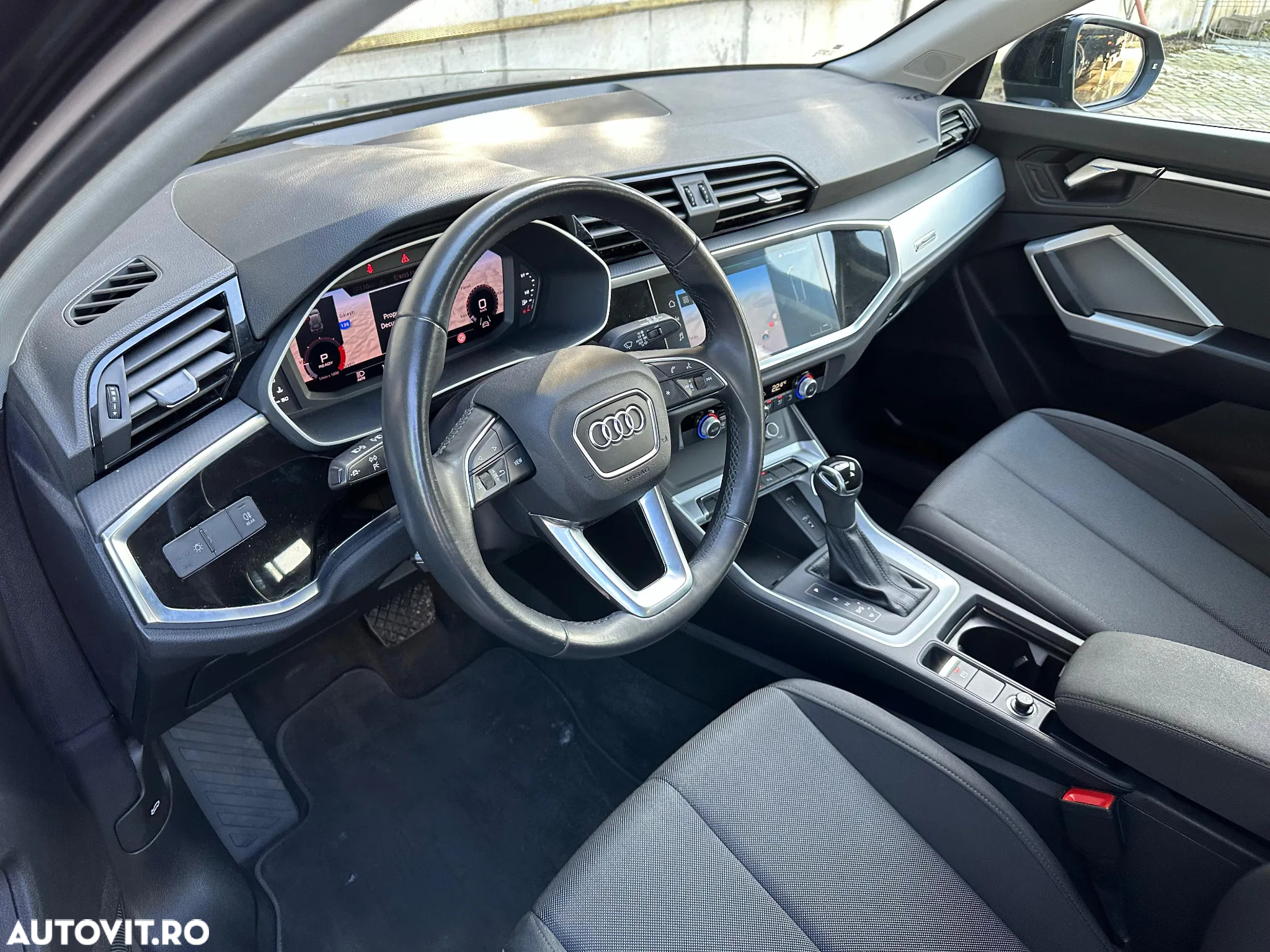 Audi Q3 2.0 35 TDI S tronic Advanced - 13