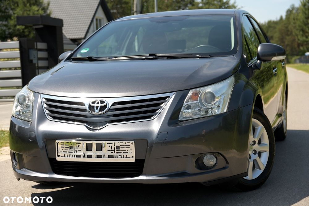 Toyota Avensis 1.8 Executive - 5