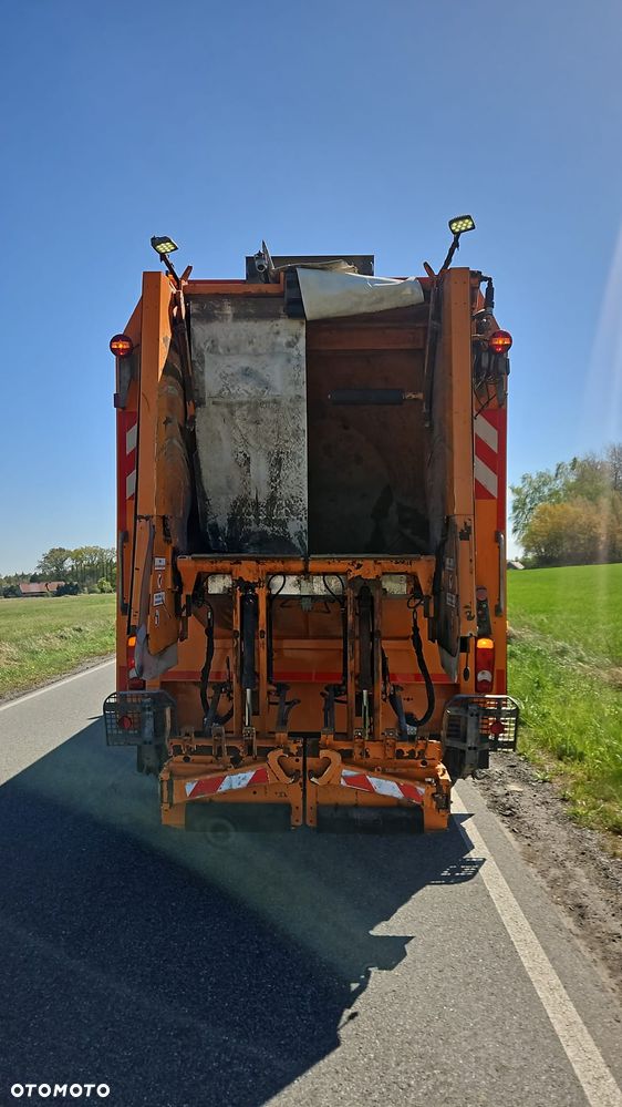 Mercedes-Benz ECONIC 2629 - 6