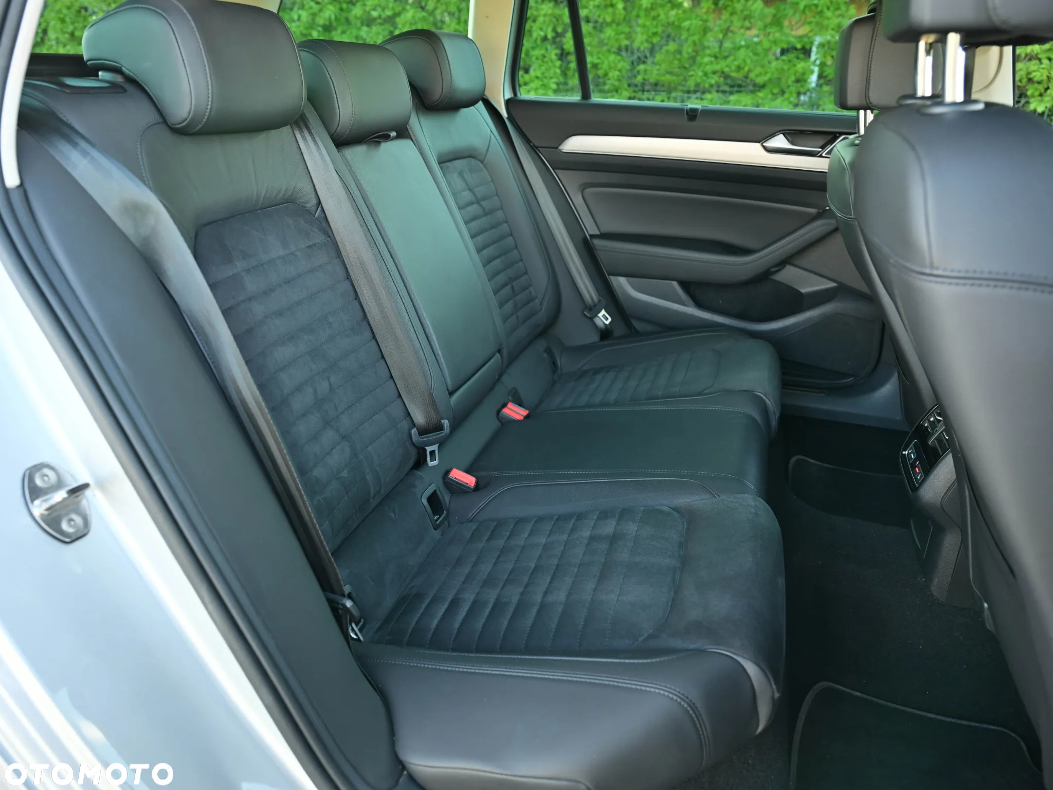 Volkswagen Passat 2.0 TDI BMT Highline DSG - 16