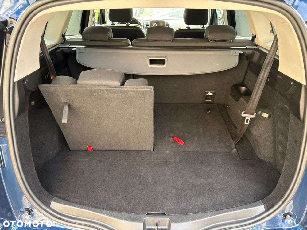 Renault Grand Scenic - 26