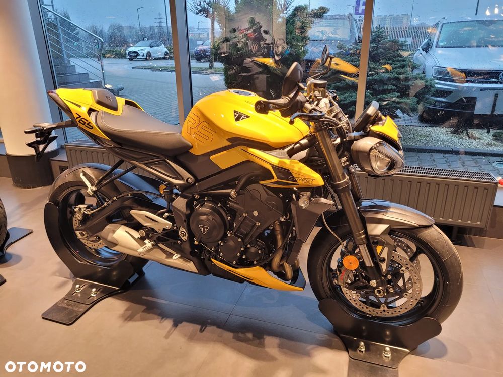 Triumph Street Triple - 6