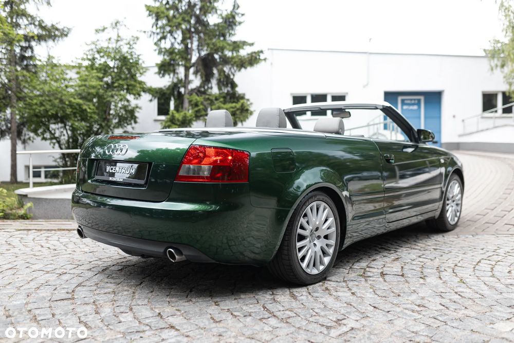 Audi A4 Cabrio 1.8T - 12