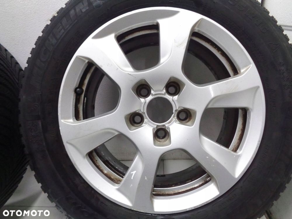 audi a4 a5 8k 8t koła felgi aluminiowe r16 7,5j et 46 8k0601025f - 2