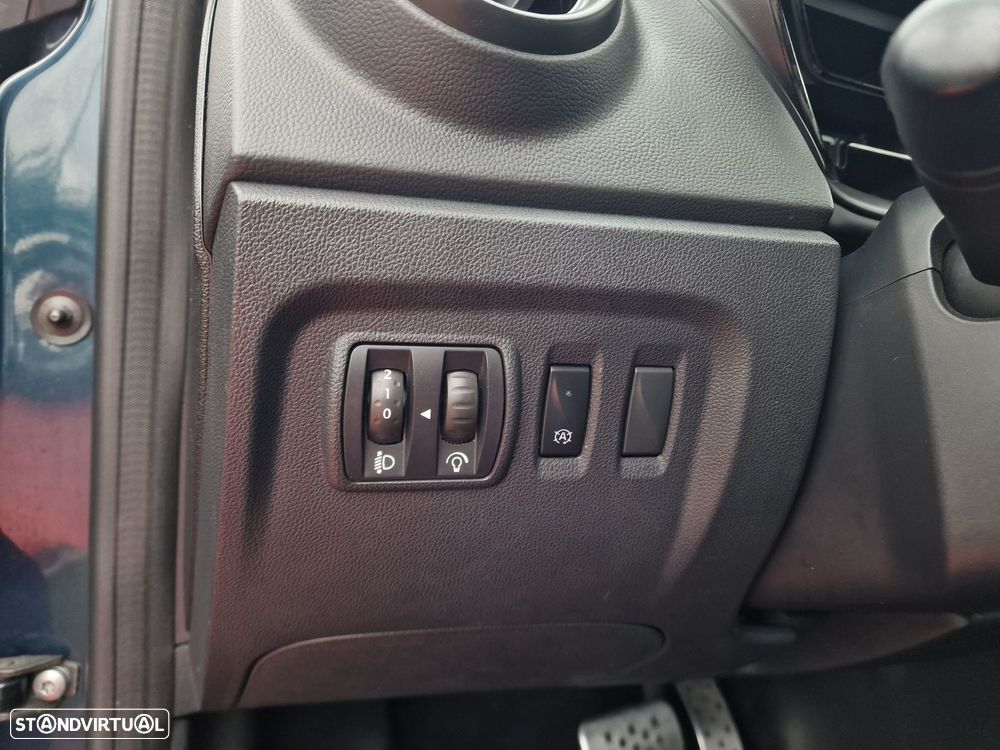 Renault Captur 1.2 TCe Exclusive EDC - 18