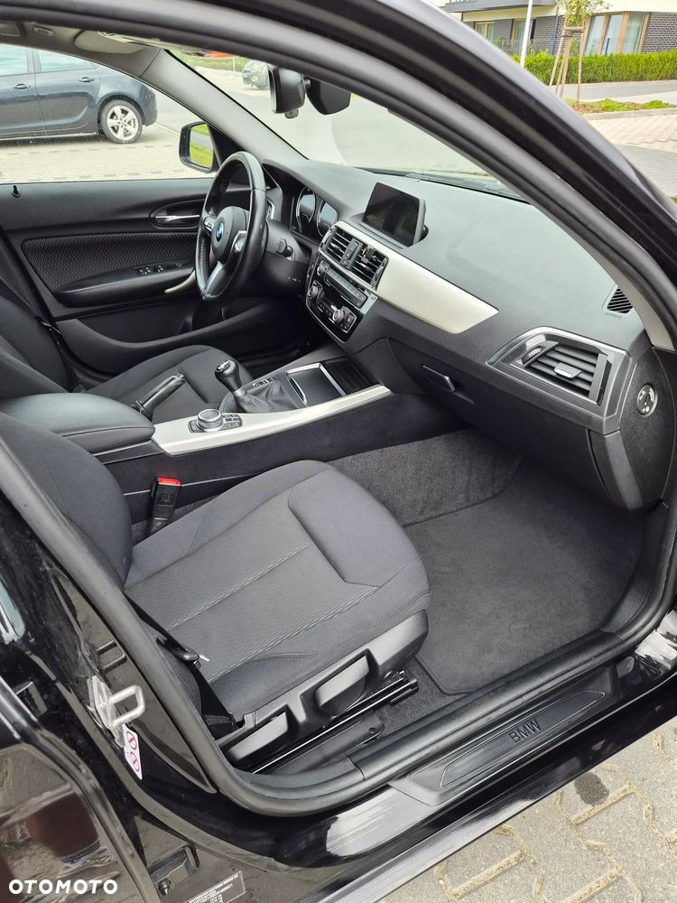 BMW Seria 1 118i Advantage - 22