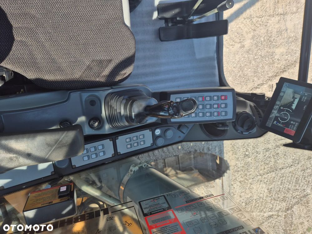 Liebherr R922 LC - 7