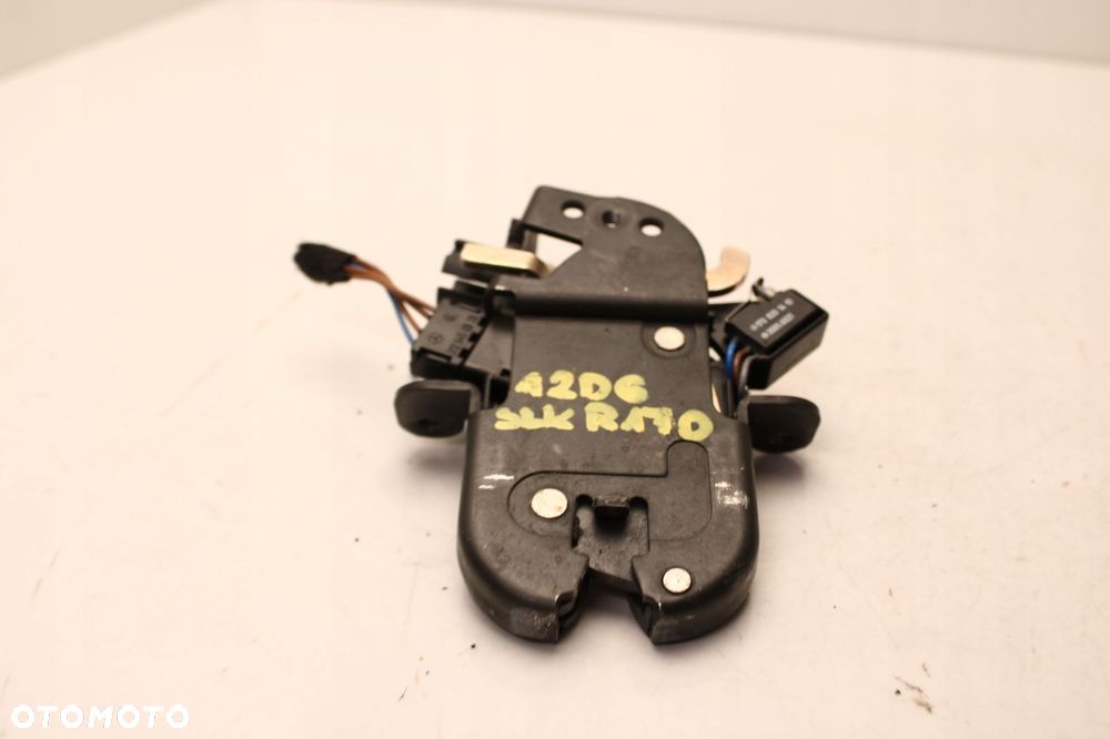 mercedes slk r170 lift 00r- zamek klapy bagażnika tył tylny a1707500484 - 1