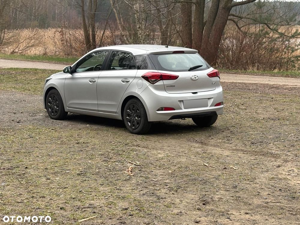 Hyundai i20 1.2 Classic Plus - 12