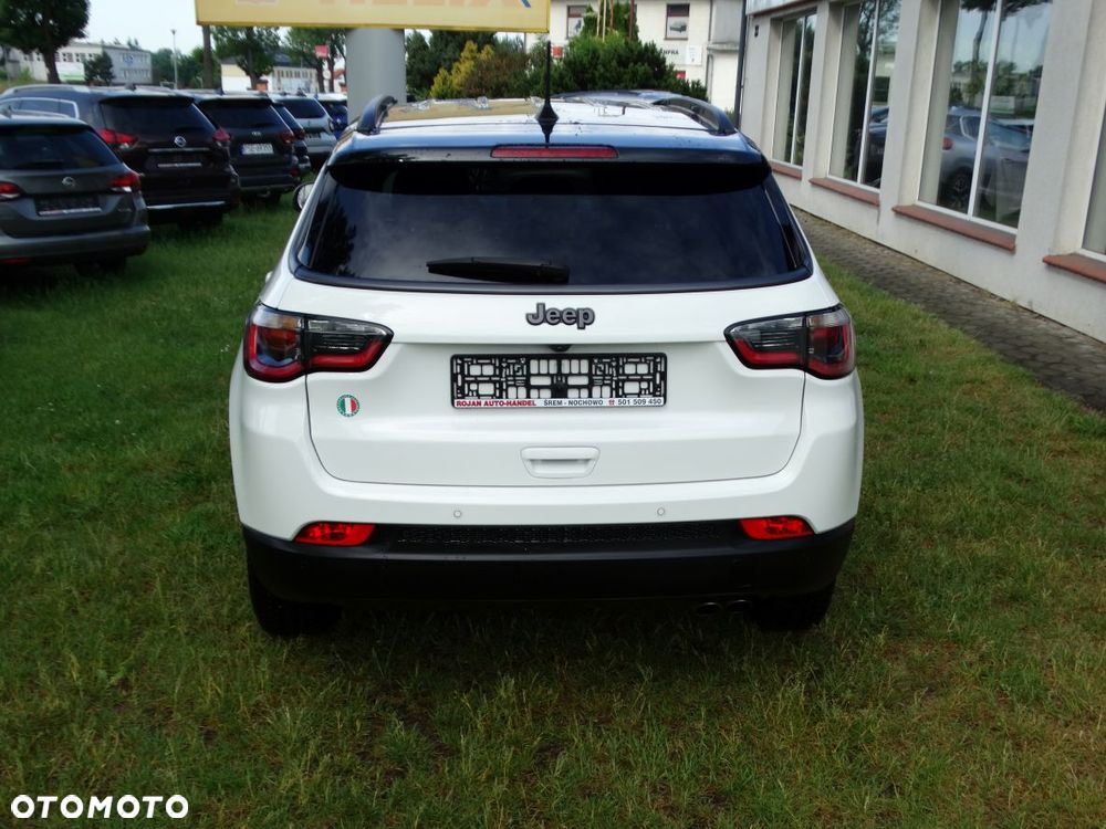 Jeep Compass - 8