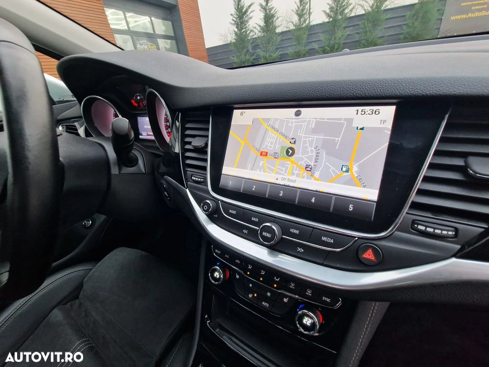 Opel Astra Sports Tourer 1.6 CDTI ECOTEC ECOFlex Start/Stop Cosmo - 16