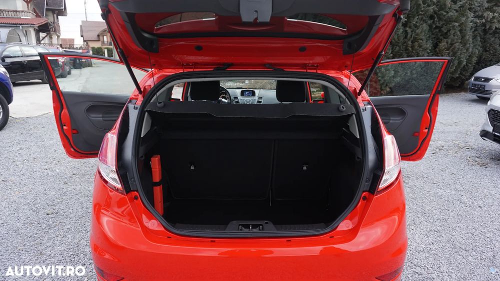 Ford Fiesta 1.0 EcoBoost Start-Stop ST-LINE - 12