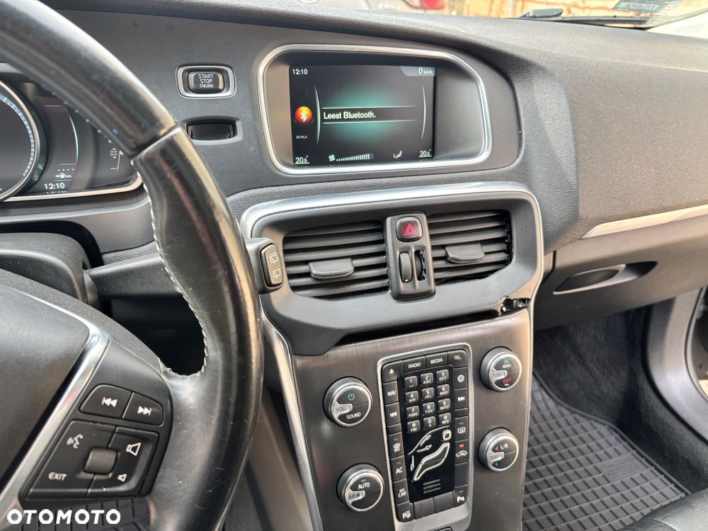 Volvo V40 D4 Drive-E Momentum - 22