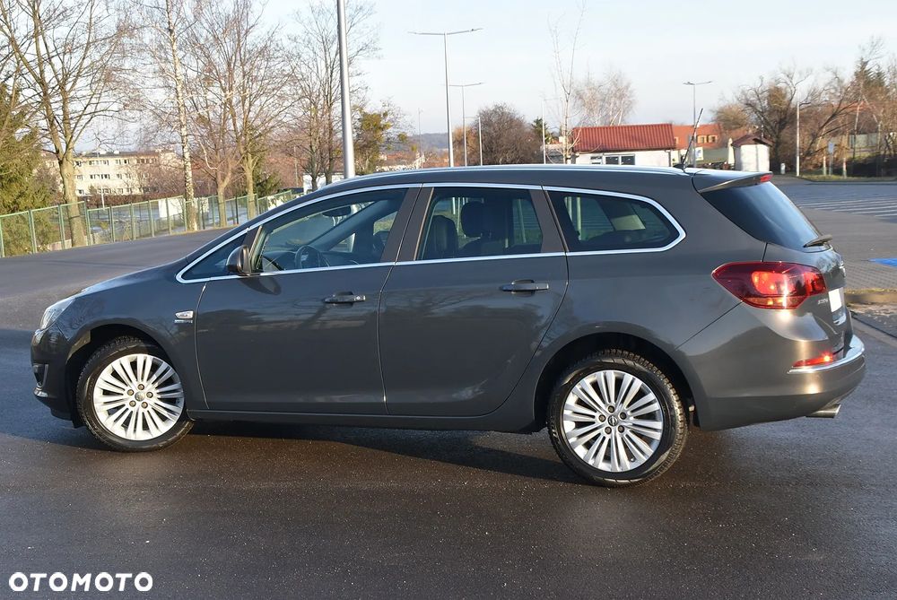 Opel Astra - 4